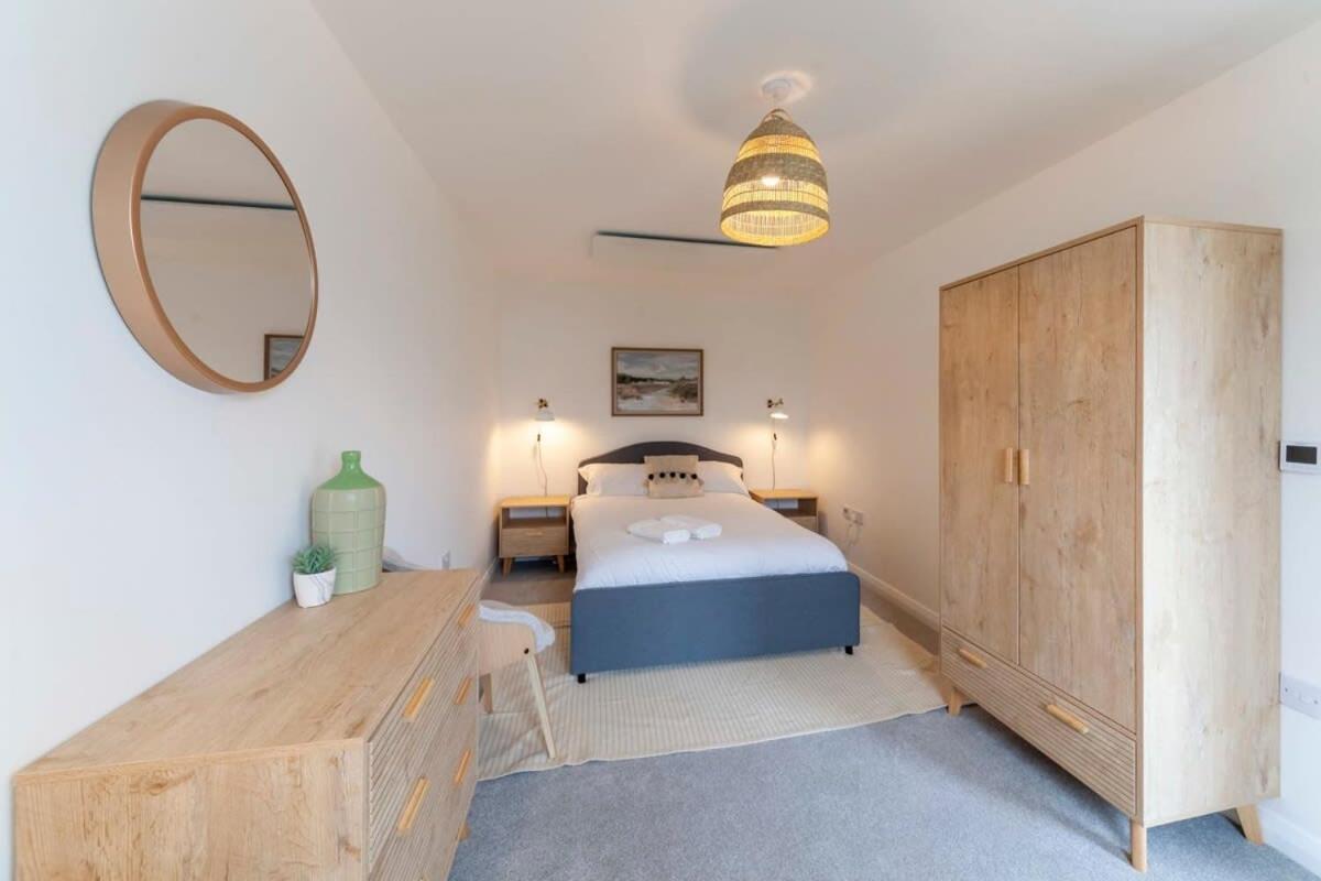 Contemporary 1 Bedroom Apartment In Ashford Ashford  Dış mekan fotoğraf